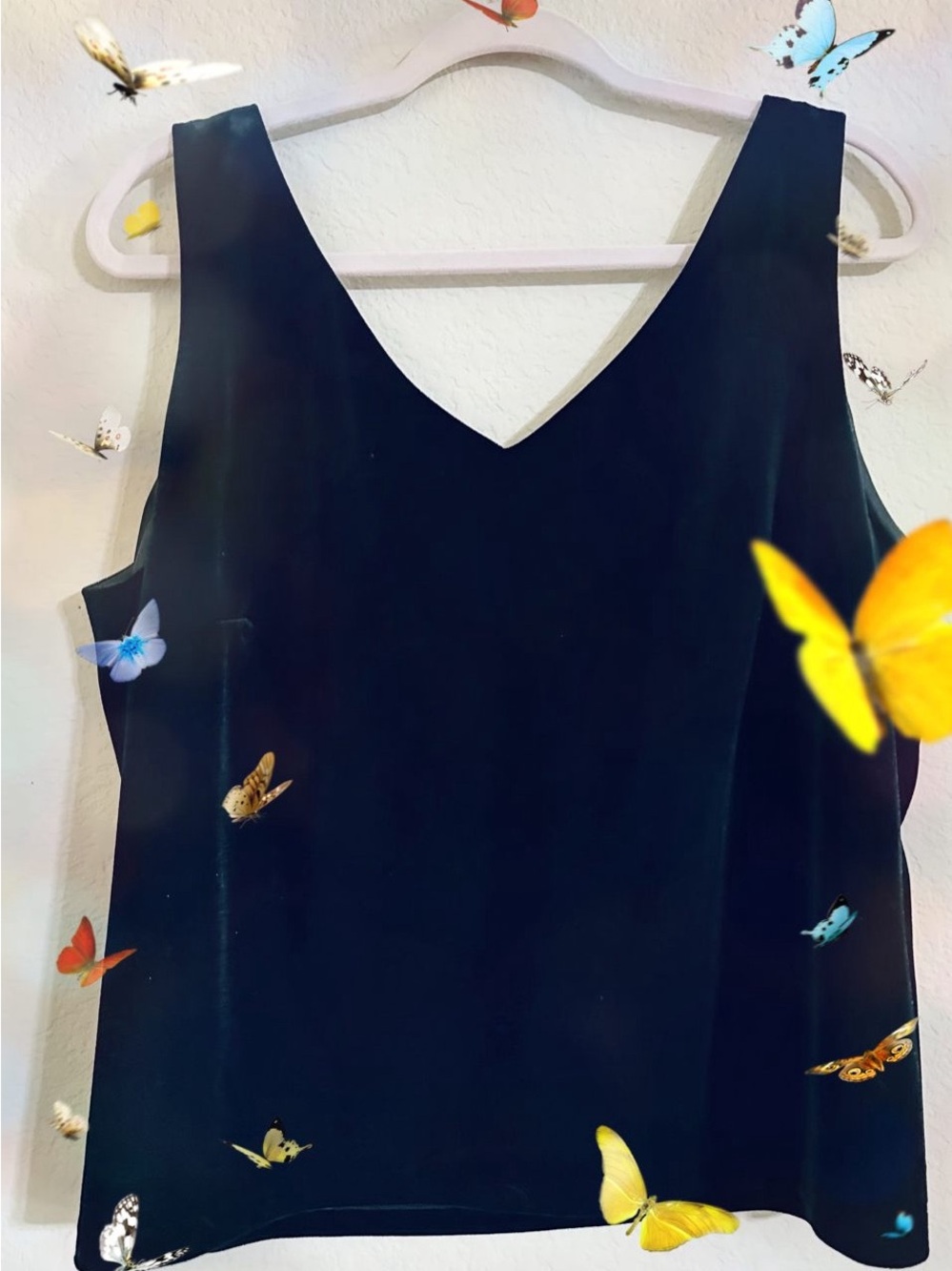 Xscape Black V-Neck Velvet Tank Top L